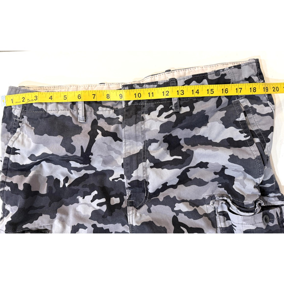Levi's Cargo Pants Mens 38x32 Gray Camouflage Utility Multi Pocket Gorpcore - Picture 4 of 8